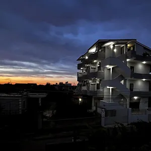 Kam Vlorë